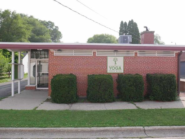 114 S Franklin St, Janesville, WI 53548
